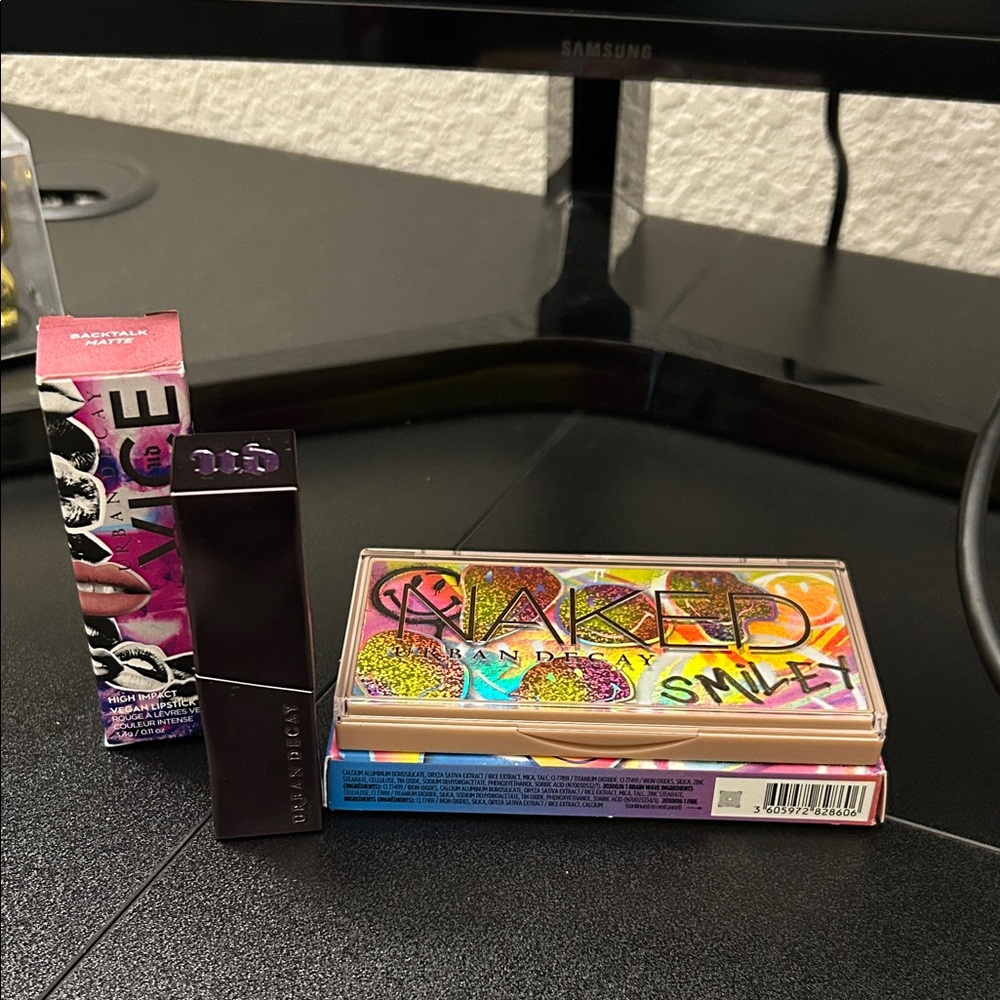 Urban Decay Vice Lipstick Backtalk Matte and Naked Smile Palette